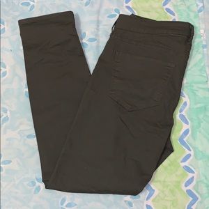 GREEN ANKLE LENGTH DENIM JEANS